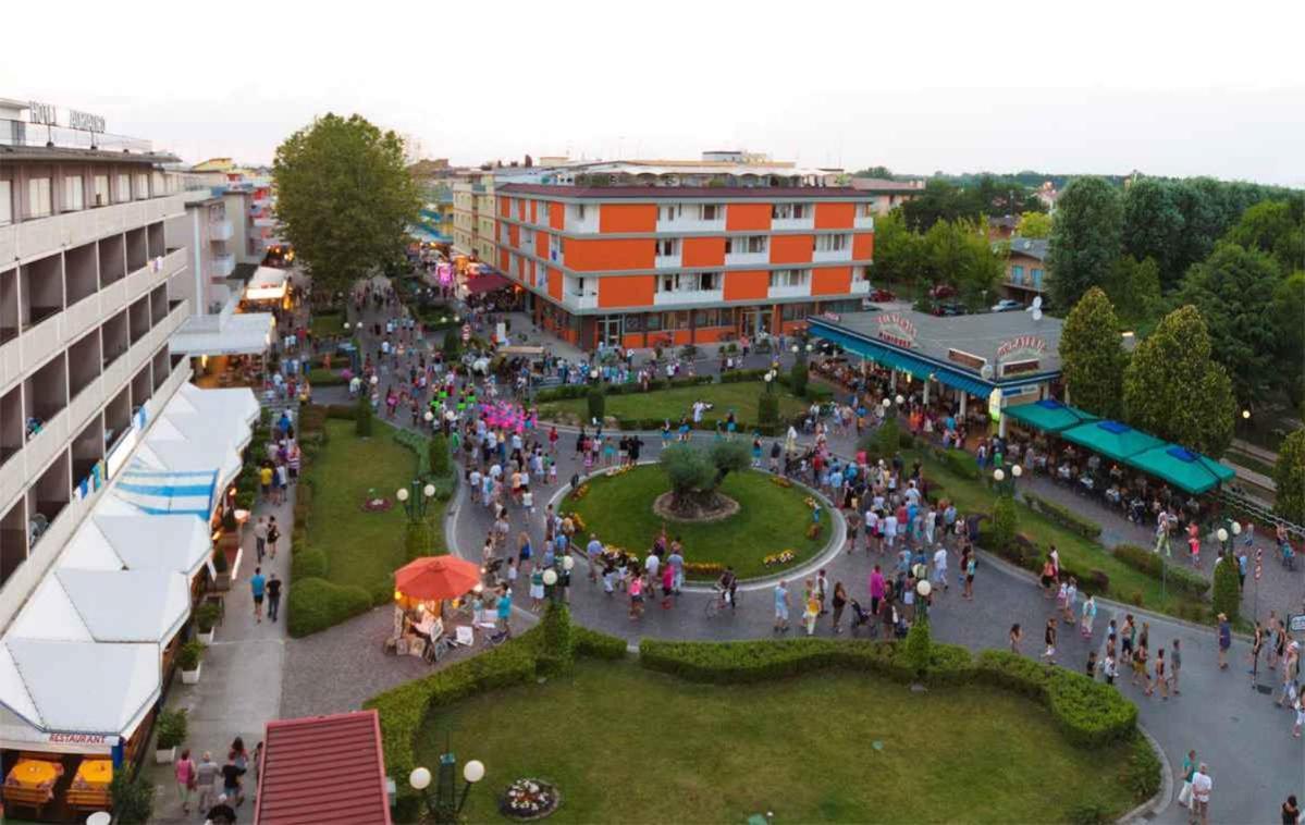 Apartment In Bibione I Exterior foto